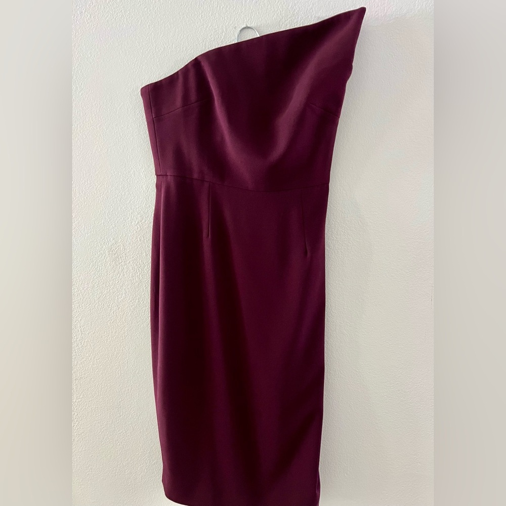 Milan Strapless Sheath Cocktail Dress